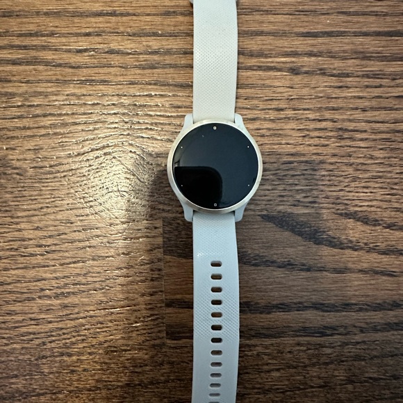 Garmin Venu 2S GPS Smartwatch - Picture 6 of 6